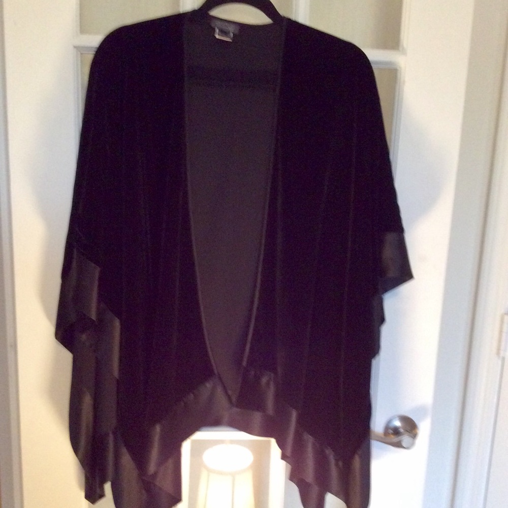 Women’s capes